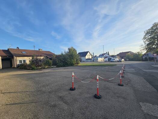 Grundstück zur Miete provisionsfrei 720 € 233 m² Grundstück frei ab sofort Staufenstraße 4 Grabenstetten 72582