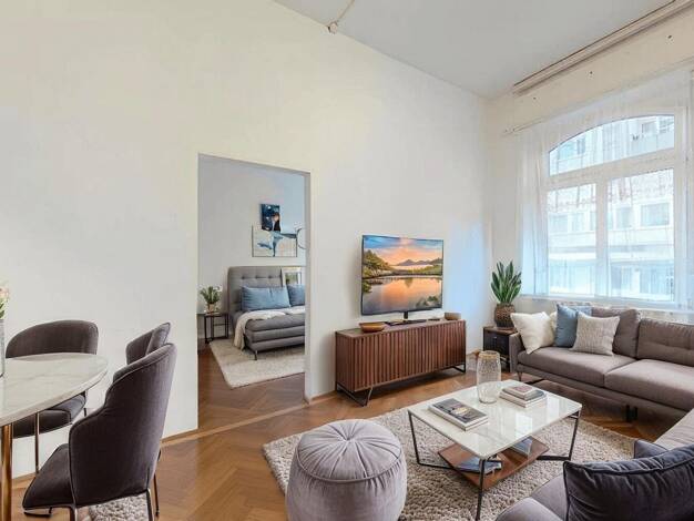 Wohnung zum Kauf 340.000 € 4 Zimmer 87 m² EG Höchst Frankfurt am Main 65929