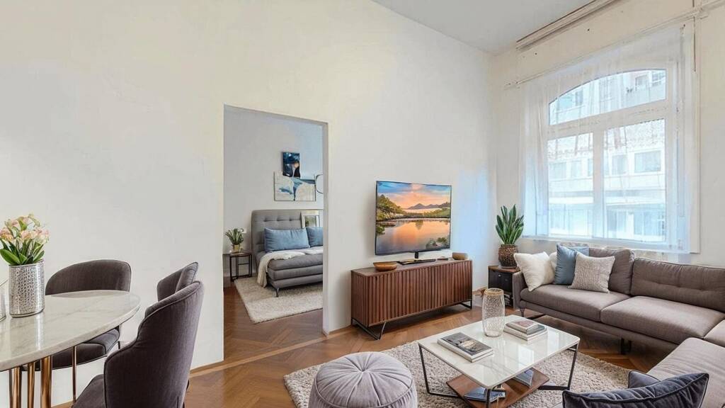 Wohnung zum Kauf 340.000 € 4 Zimmer 87 m² EG Höchst Frankfurt am Main 65929