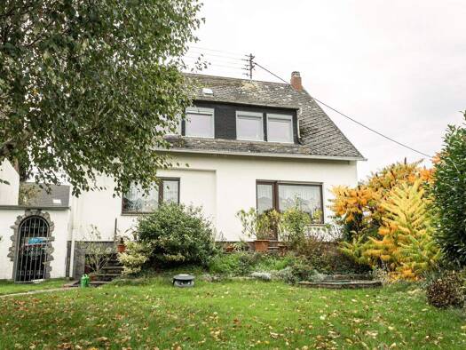 Mehrfamilienhaus zum Kauf 230.000 € 5 Zimmer 145 m² 633 m² Grundstück Werlau Sankt Goar-Werlau 56329