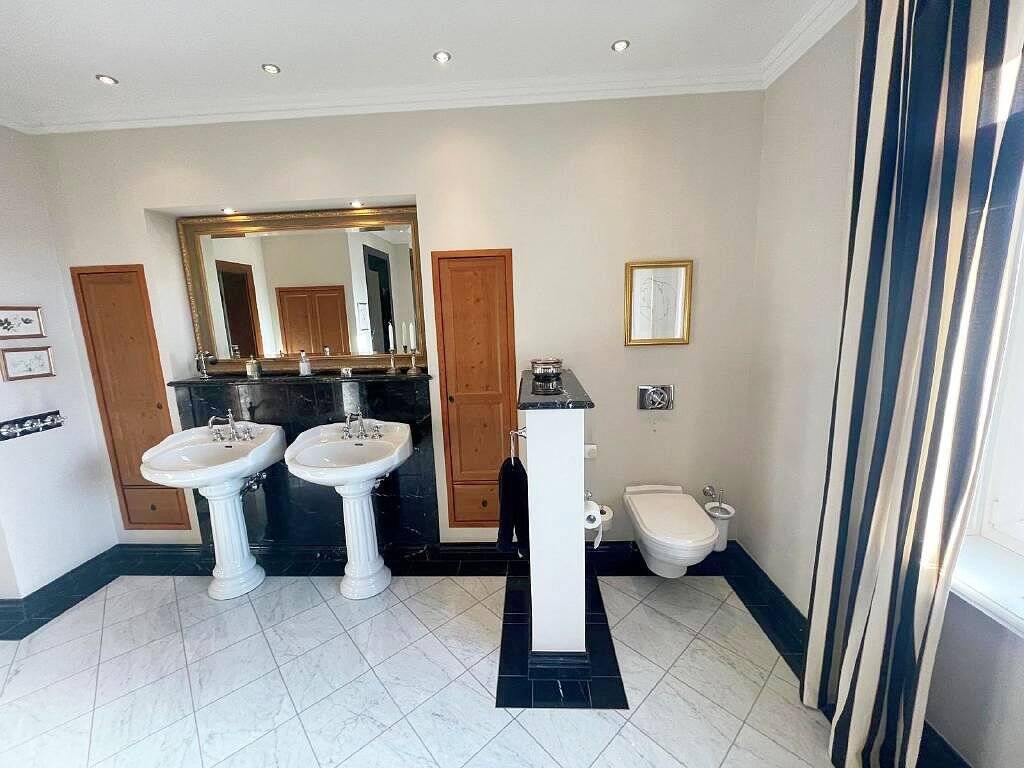 Property thumbnail 21