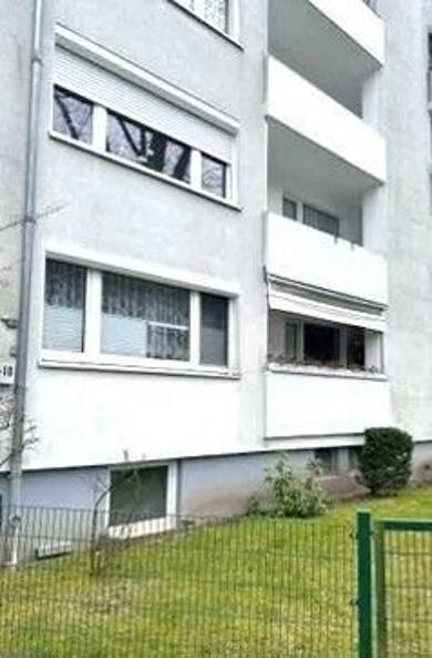 Wohnung zum Kauf 130.000 € 3 Zimmer 72,3 m² EG Kirchhuchting Bremen 28259