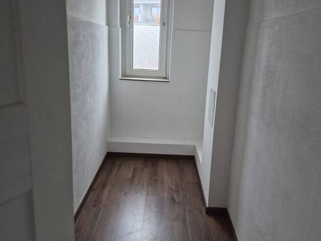 Wohnung zur Miete 631 € 3,5 Zimmer 108 m² frei ab sofort Alte Neustadt Magdeburg 39106