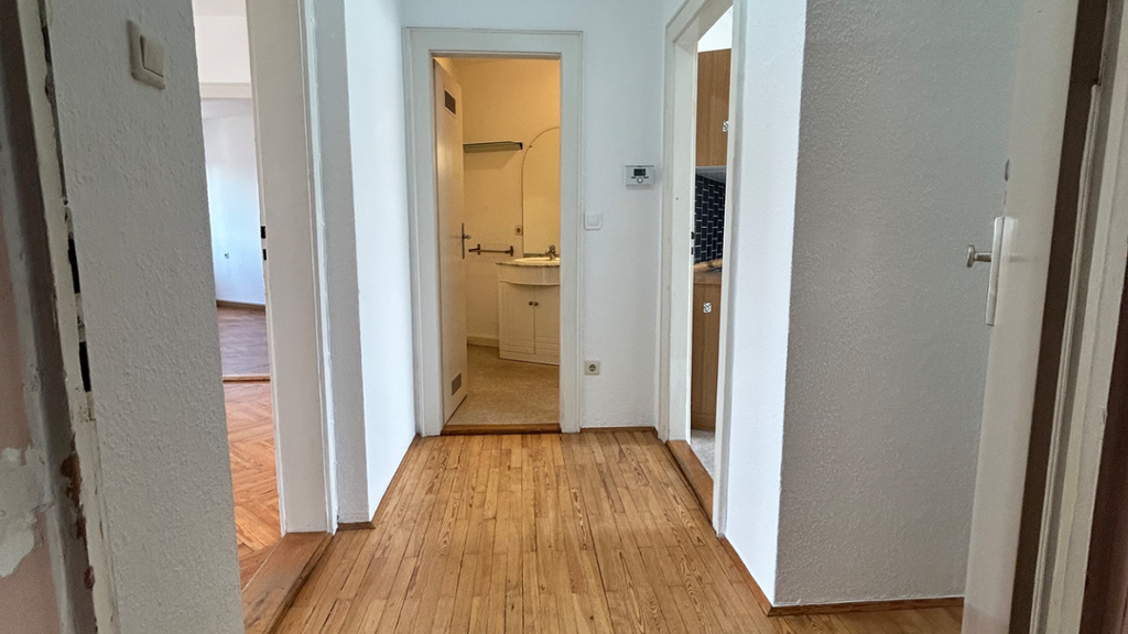 Wohnung zur Miete 680 € 2 Zimmer 55,9 m² 4. Geschoss Gibitzenhofstraße 175 Gibitzenhof Nürnberg 90443