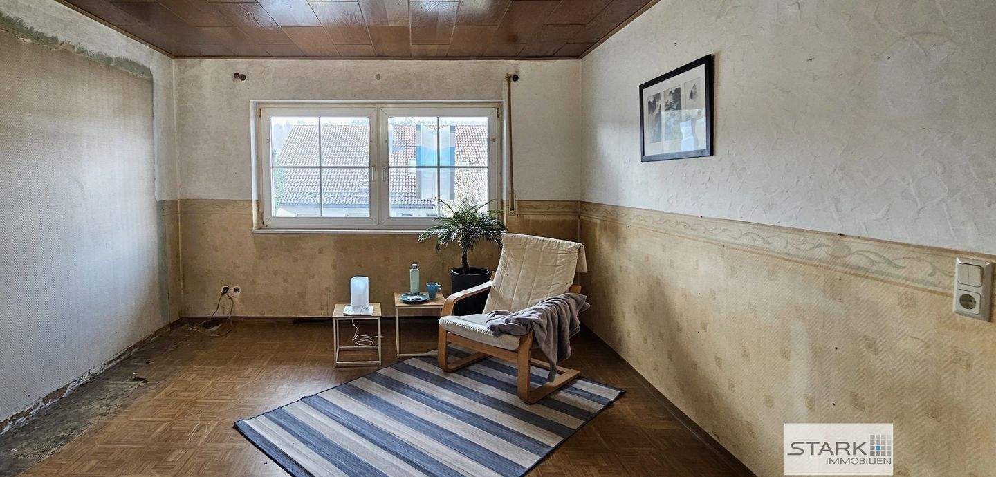 Immobilie in Weikersheim - Aussicht, Garten & Garage – ein Eigenheim für Anpacker! - Bild 0