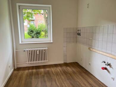 Wohnung zur Miete 553 € 2,5 Zimmer 55,4 m² EG Nachtigalstraße 14 Neumühlen-Dietrichsdorf Kiel 24149