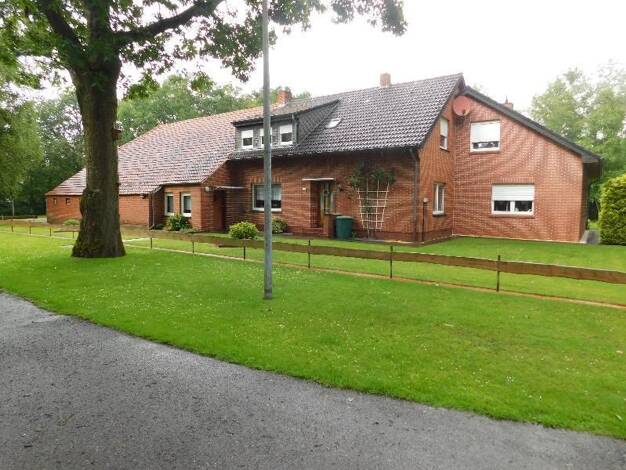 Haus zum Kauf 329.000 € 8 Zimmer 240 m² 4.531 m² Grundstück Rhede 26899