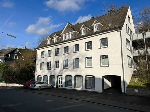 Wohnung zur Miete 840 € 3,5 Zimmer 102 m² 2. Geschoss frei ab sofort Brüderweg Siegen Siegen 57074