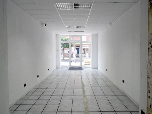 Laden zur Miete 1.500 € 230 m² Verkaufsfläche Bergheim 50126
