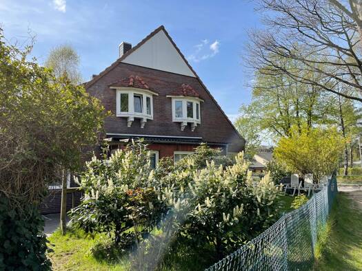 Wohnung zum Kauf 99.000 € 1,5 Zimmer 27,8 m² EG Bergstedt Hamburg 22395