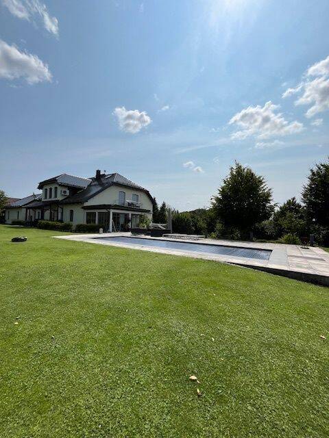 Villa zum Kauf - Ansicht 3
