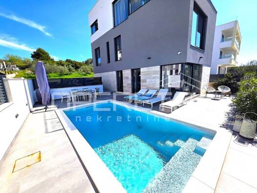 Haus zum Kauf 910.000 € 4 Zimmer 197 m² Petrčane