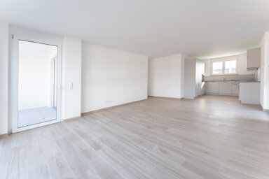 Wohnung zur Miete 920 € 4 Zimmer 102,9 m² 1. Geschoss Dangstetten Küssaberg- Dangstetten 79790