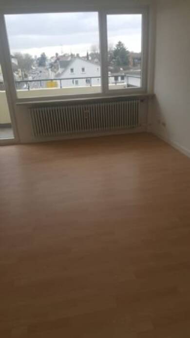 Studio zur Miete 260 € 1 Zimmer 19 m² 3. Geschoss frei ab sofort Mühlheim Mühlheim am Main 63165