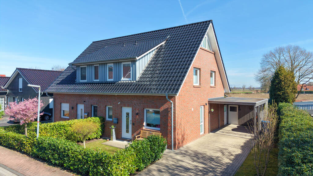 Doppelhaushälfte zum Kauf 339.000 € 4 Zimmer 100 m² 461 m² Grundstück Süddorf Edewecht 26188