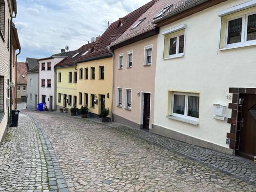 Reihenmittelhaus zum Kauf 65.000 € 5 Zimmer 103 m² 120 m² Grundstück Waldenburg 08396Wa..