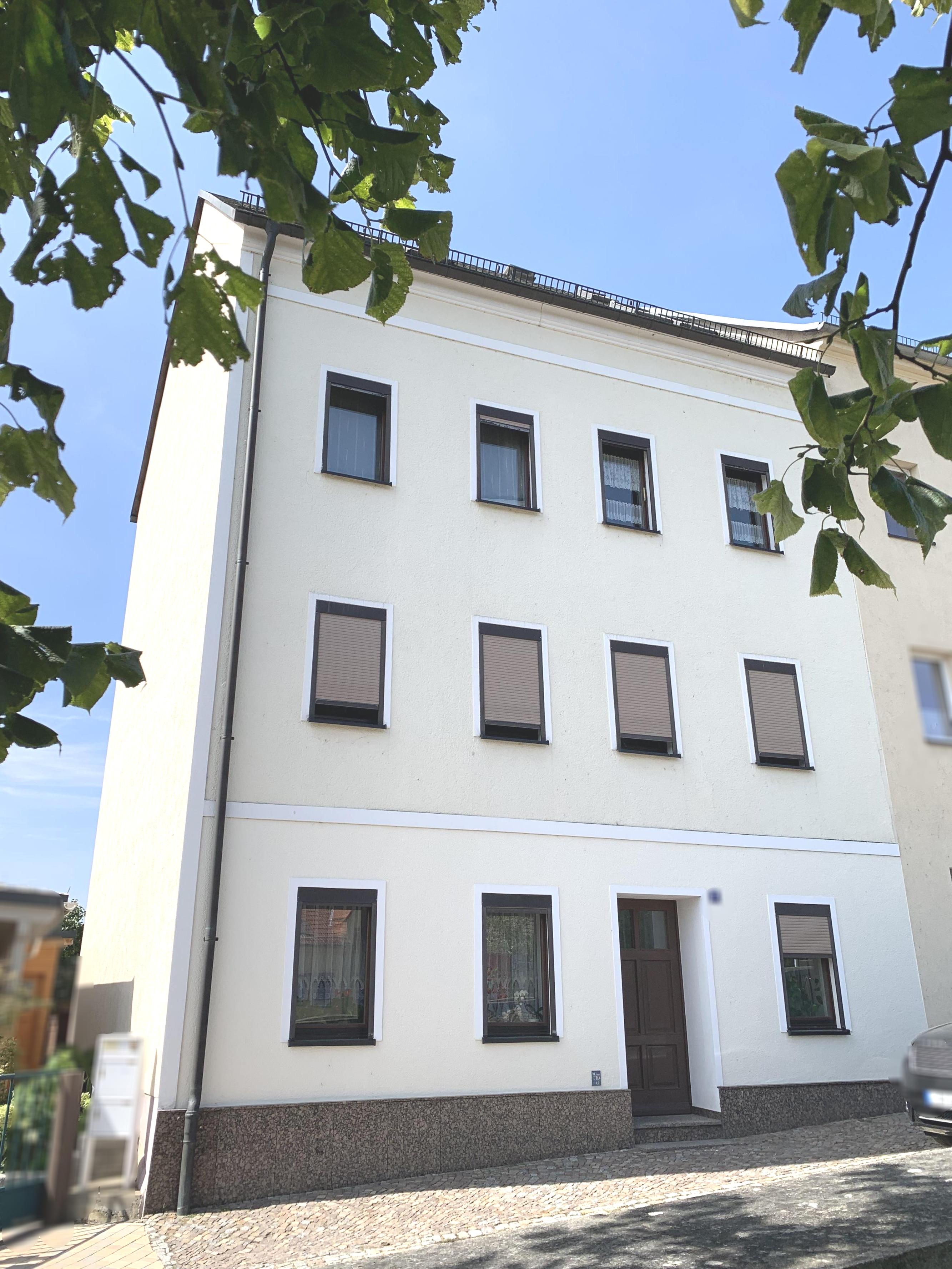 Reihenendhaus zum Kauf 149.900 € 7 Zimmer 162 m²<br/>Wohnfläche 470 m²<br/>Grundstück Roßwein Roßwein 04741