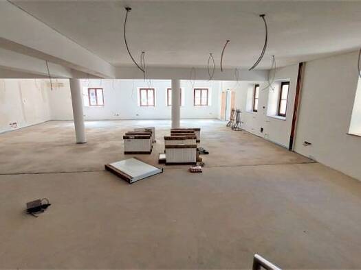 Bürofläche zur Miete 5 Zimmer 320 m² Bürofläche teilbar von 10 m² bis 180 m² Schlörplatz Weiden Weiden in der Oberpfalz 92637