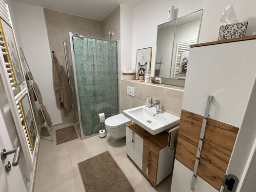 Wohnung zur Miete 946 € 2 Zimmer 55,7 m² Geschoss 3/6 frei ab sofort Schönefeld 12529