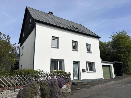 Mehrfamilienhaus zum Kauf 119.000 € 6 Zimmer 150 m² 273 m² Grundstück Helden Attendorn 57439