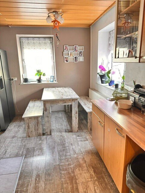 Einfamilienhaus zum Kauf 265.000 € 6 Zimmer 152,5 m²<br/>Wohnfläche 290 m²<br/>Grundstück Altheim 4950