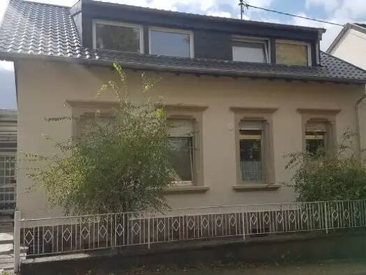 Wohnung zur Miete 620 € 3 Zimmer 80 m² Geschoss 1/2 frei ab sofort Beckingen 66701
