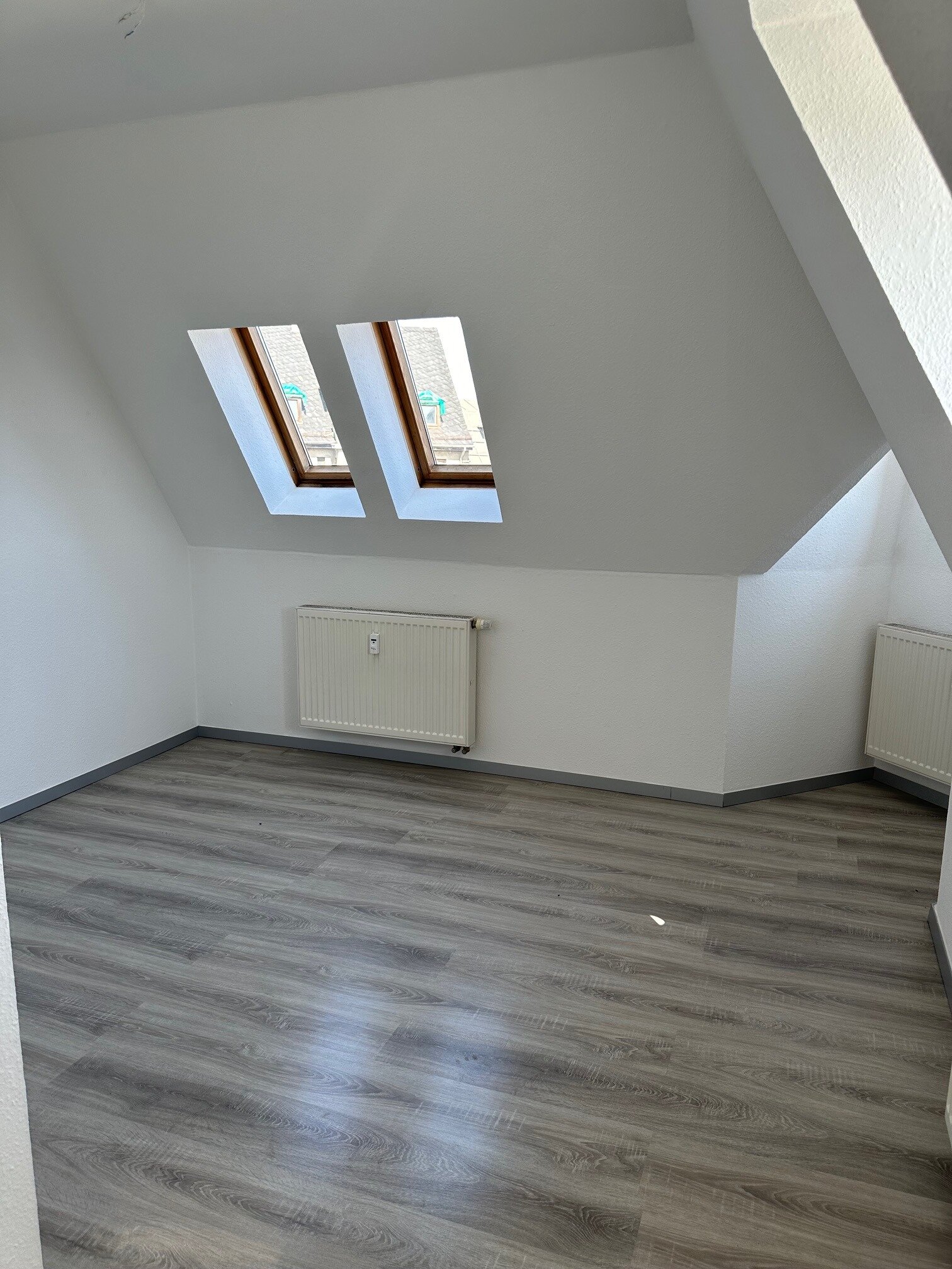 Wohnung zur Miete 220 € 1 Zimmer 46,6 m²<br/>Wohnfläche 3.<br/>Geschoss Plauener Straße 18 Netzschkau Netzschkau 08491