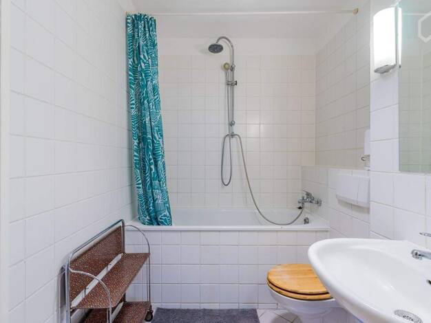 Wohnung zur Miete Wohnen auf Zeit 1.900 € 3 Zimmer 85 m² frei ab 30.09.2026 Friedrichshain Berlin 10243