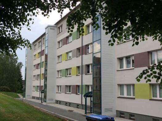 Wohnung zur Miete 240 € 2 Zimmer 48,5 m² 2. Geschoss frei ab sofort Schillerstraße 30 Adorf 08626