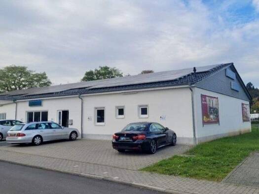Ladenfläche zur Miete 5,90 € 500 m² Verkaufsfläche Düdelsheim Büdingen 63654
