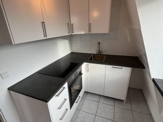 Wohnung zur Miete 388 € 3 Zimmer 66,8 m² 5. Geschoss frei ab sofort Kappel Kappel 09116