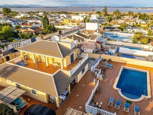 Villa zum Kauf provisionsfrei 610.000 € 7 Zimmer 340 m² 1.100 m² Grundstück Torrevieja 03186