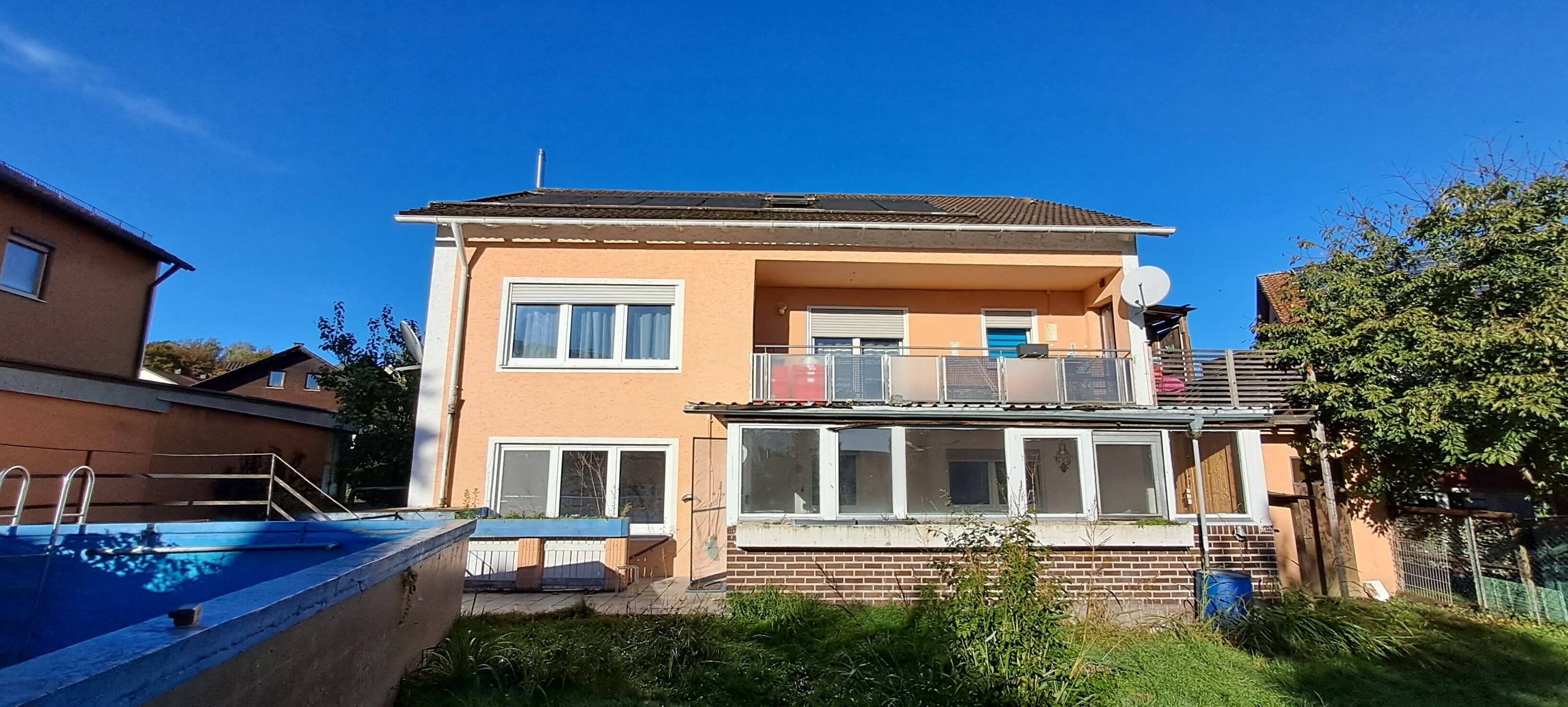 Mehrfamilienhaus zum Kauf 430.000 € 11 Zimmer 240 m²<br/>Wohnfläche 570 m²<br/>Grundstück ab sofort<br/>Verfügbarkeit Velden Velden 84149