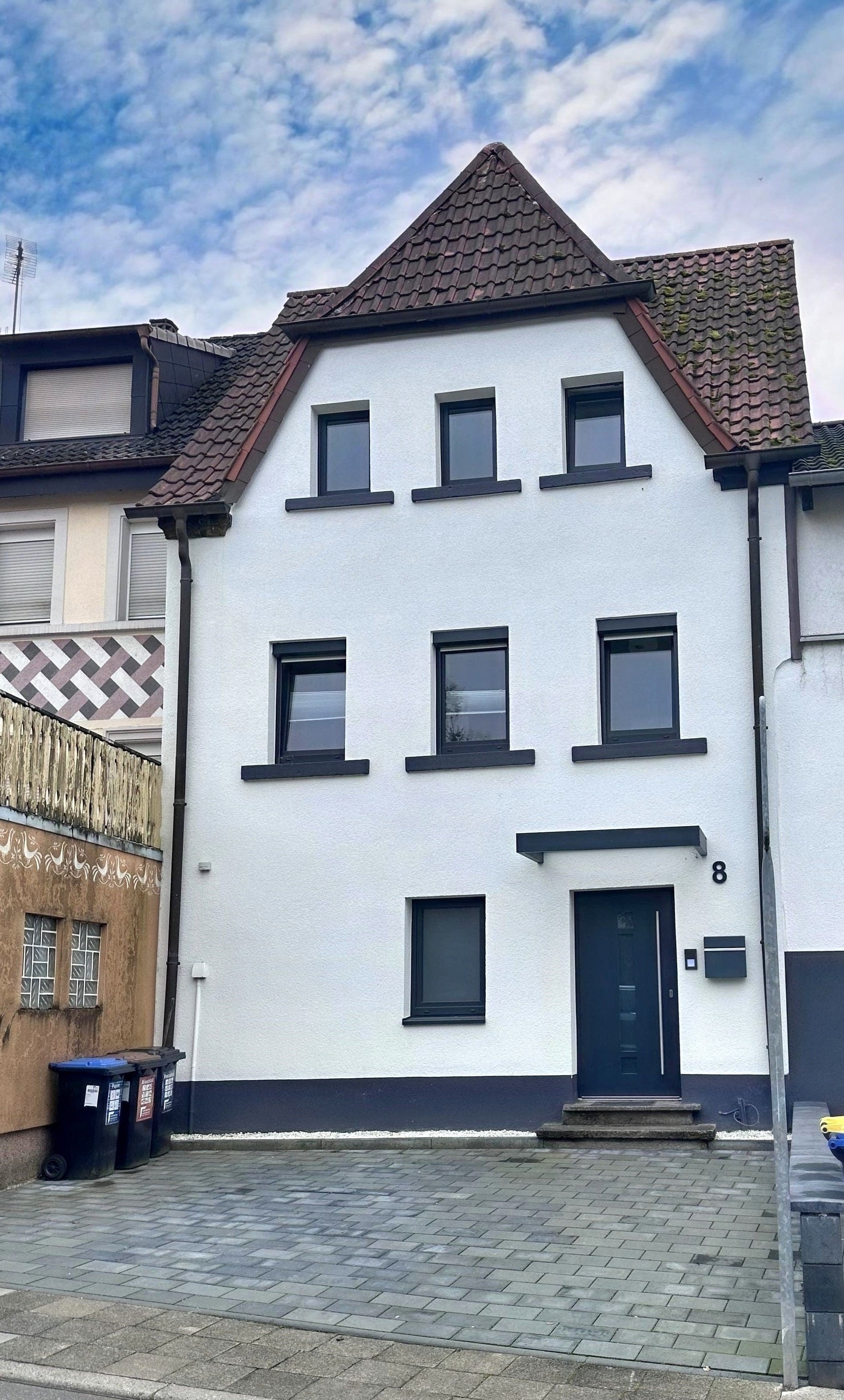 Einfamilienhaus zum Kauf 340.000 € 4 Zimmer 120,3 m²<br/>Wohnfläche 205 m²<br/>Grundstück 01.01.2025<br/>Verfügbarkeit Siegelbach - Mitte Kaiserslautern 67661