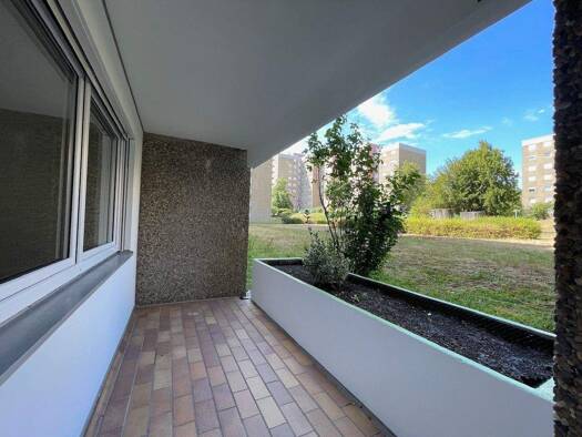 Wohnung zur Miete 1.400 € 3,5 Zimmer 81,9 m² frei ab sofort Botnang Stuttgart 70195