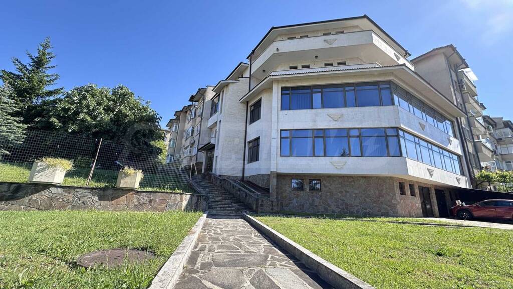 Produktionshalle zum Kauf als Kapitalanlage geeignet 1.450.000 € 1.300 m² Karlovo