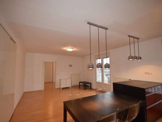 Wohnung zur Miete 753 € 2 Zimmer 60 m² 6. Geschoss Wien 1040