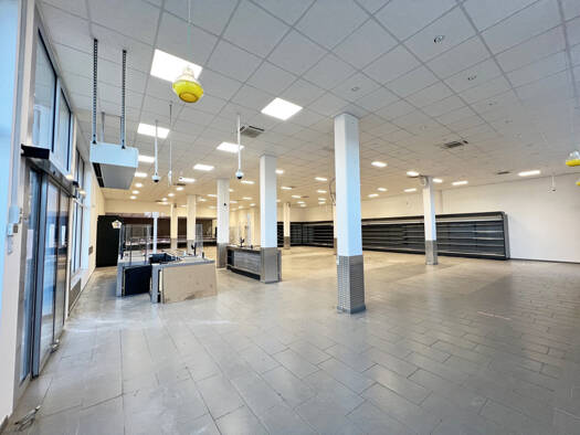 Ausstellungsfläche zur Miete 10,12 € 593 m² Verkaufsfläche Brandenburger Straße 6 Waldbröl 51545