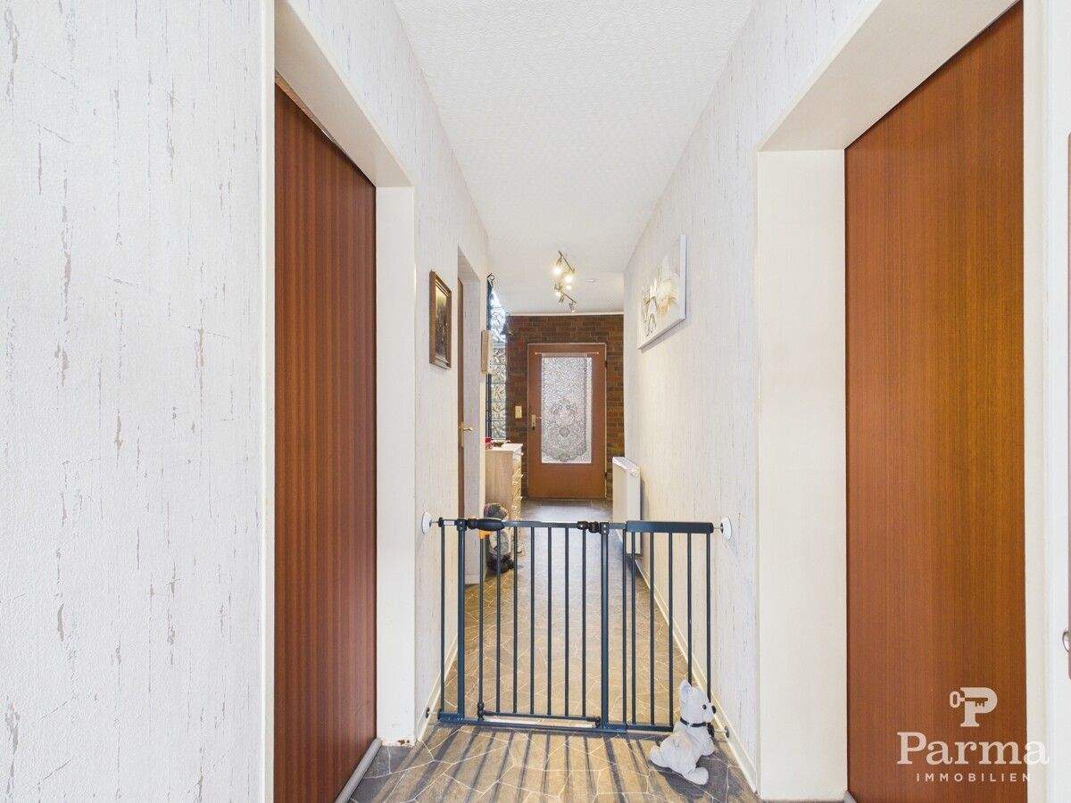 Immobilie in Niederzier - Gepflegtes Einfamilienhaus mit großem Grundstück - Bild 1