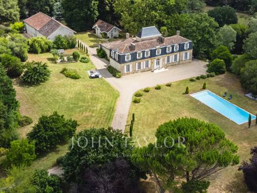 Schloss zum Kauf 2.300.000 € 21 Zimmer 700 m² Guérin 47250