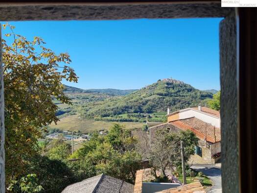 Reihenendhaus zum Kauf 325.000 € 6 Zimmer 365 m² Grundstück Motovun 52424