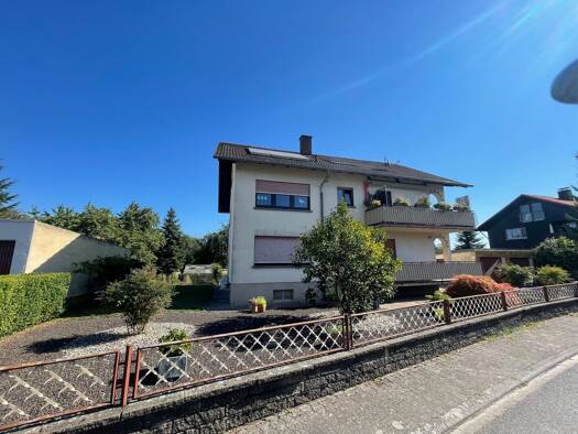 Mehrfamilienhaus zum Kauf 550.000 € 8 Zimmer 189 m² 978 m² Grundstück frei ab sofort Steinmauern 76479
