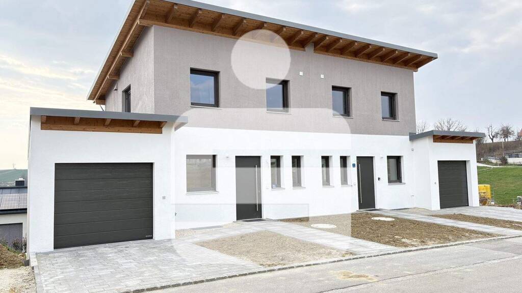 Doppelhaushälfte zum Kauf provisionsfrei 573.000 € 4 Zimmer 140,9 m² 255 m² Grundstück Neukirchen Neuburg 94127