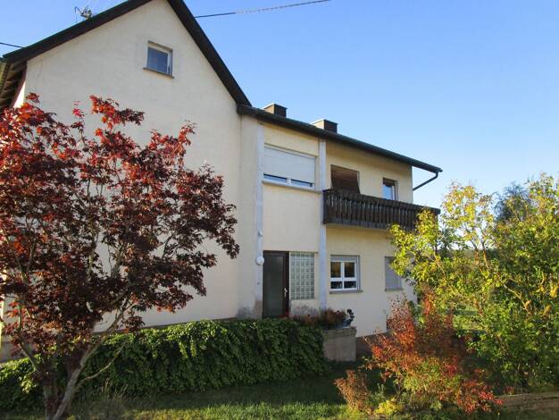 Mehrfamilienhaus zum Kauf 210.000 € 10 Zimmer 306,8 m² 702 m² Grundstück Stückweg 6 Glashofen Walldürn 74731