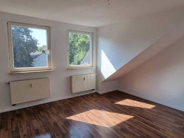 Wohnung zur Miete 650 € 3 Zimmer 70,5 m² 2. Geschoss frei ab 01.10.2026 Tellstraße 3 Wambel Brackel 44143