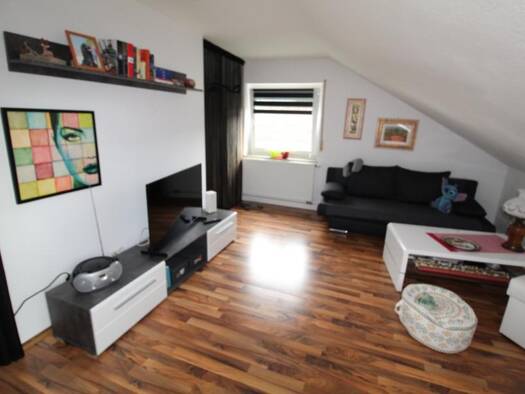 Studio zum Kauf 70.000 € 1,5 Zimmer 31,6 m² 3. Geschoss Wurmlingen 78573