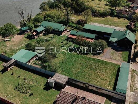 Einfamilienhaus zum Kauf - Erstbezug 960.000 € 8 Zimmer 365 m² Šarengrad Ilok 32236