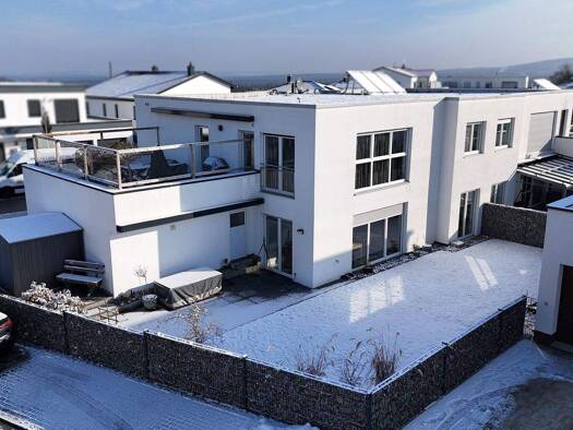 Wohnung zum Kauf 340.000 € 4 Zimmer 115,2 m² 1. Geschoss Teublitz 93158