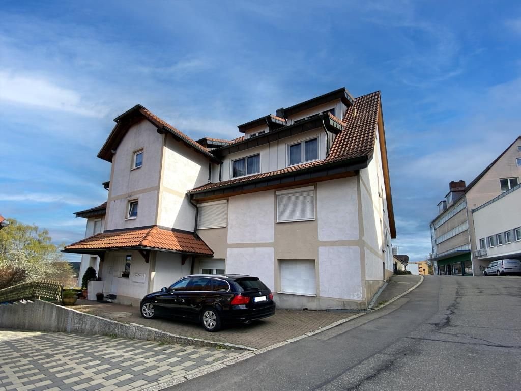 Wohnung zum Kauf 249.000 € 5,5 Zimmer 136,5 m²<br/>Wohnfläche Stadtgebiet St. Georgen 78112