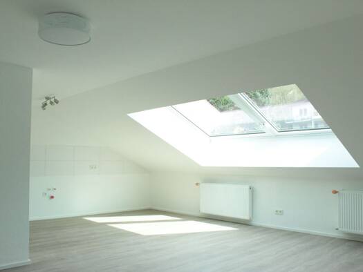 Wohnung zur Miete 630 € 2 Zimmer 70 m² Geschoss 3/3 frei ab 01.05.2026 Weinbergstraße Konz 54329